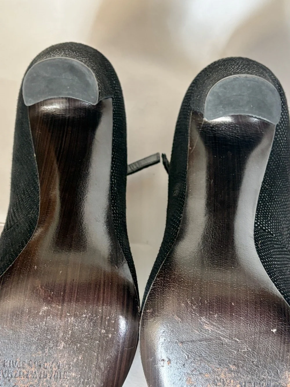 Stuart Weitzman stuart weitzman